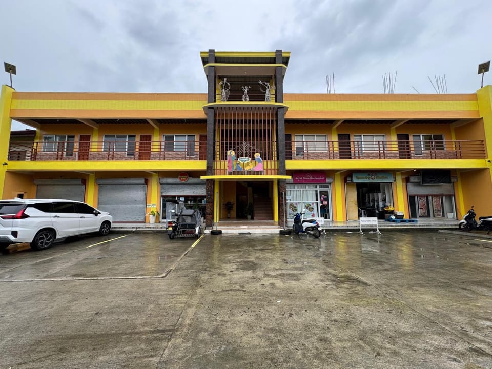 CEEJ Building Transient Studio Rooms Inn in Iloilo City