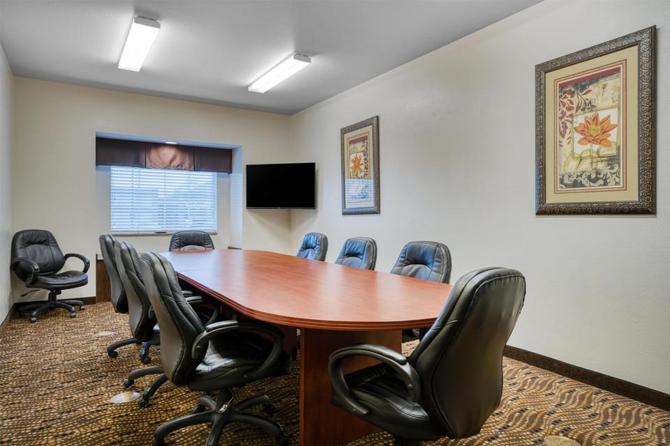 Meeting/conference room