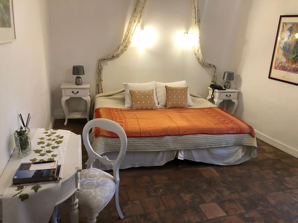 LA MAISON D'ÔRÉ - Billard, fléchettes, cheminée Bed and Breakfast in Provence