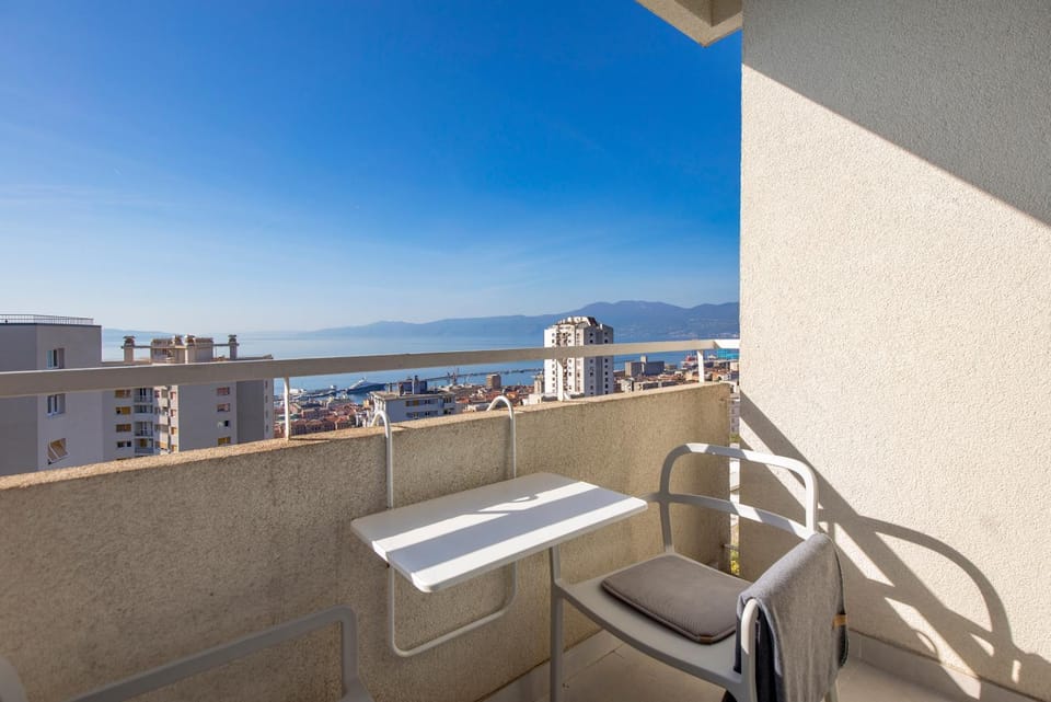 Day, View (from property/room), Balcony/Terrace, Sea view