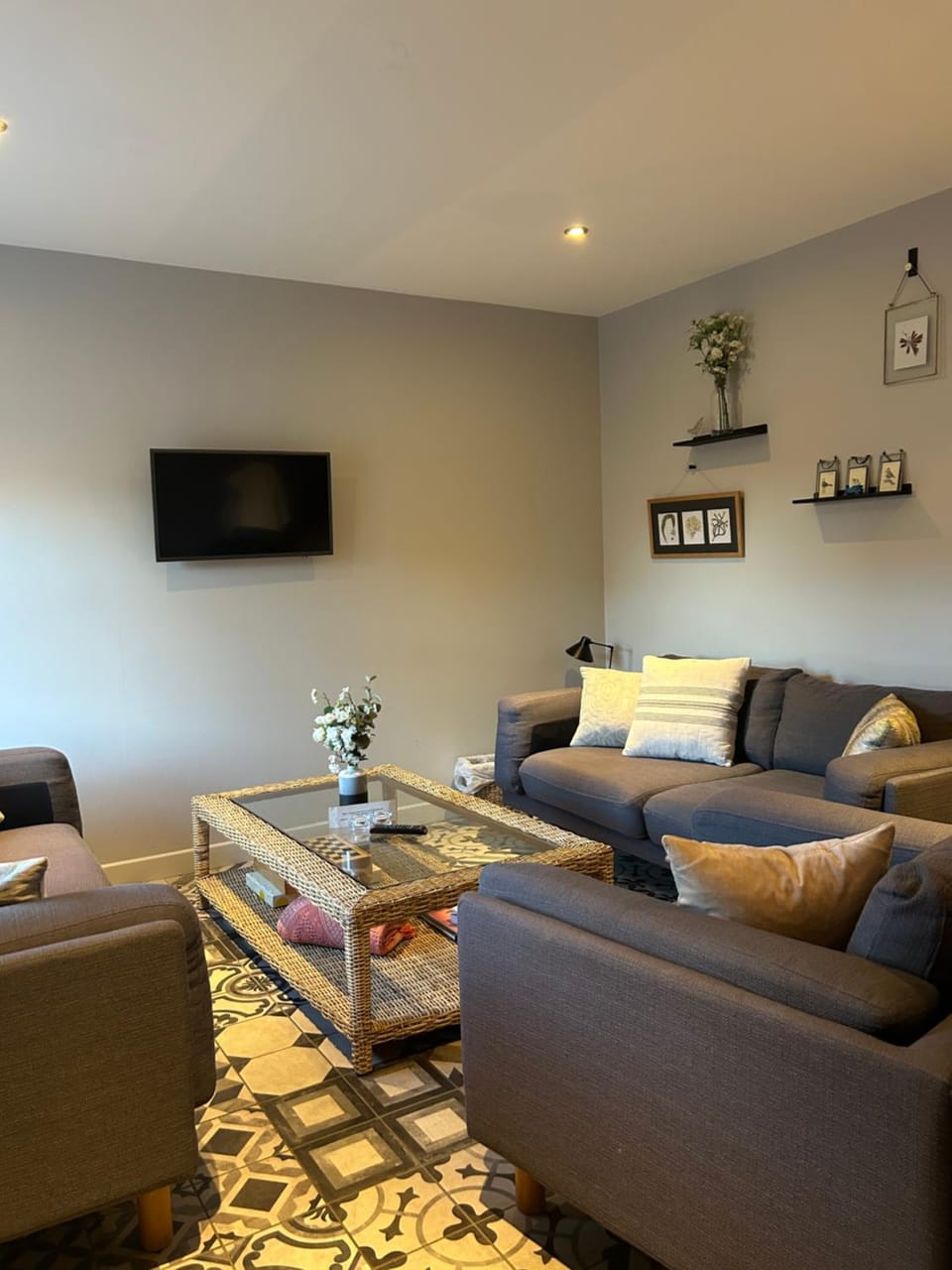 TV and multimedia, Living room