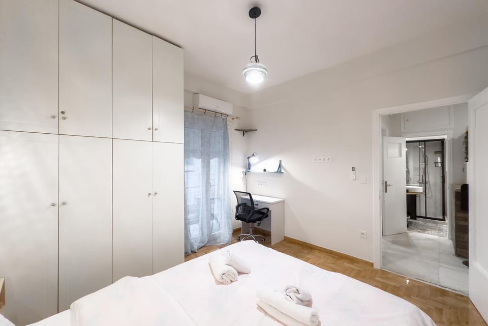 Bed, Bedroom, wardrobe