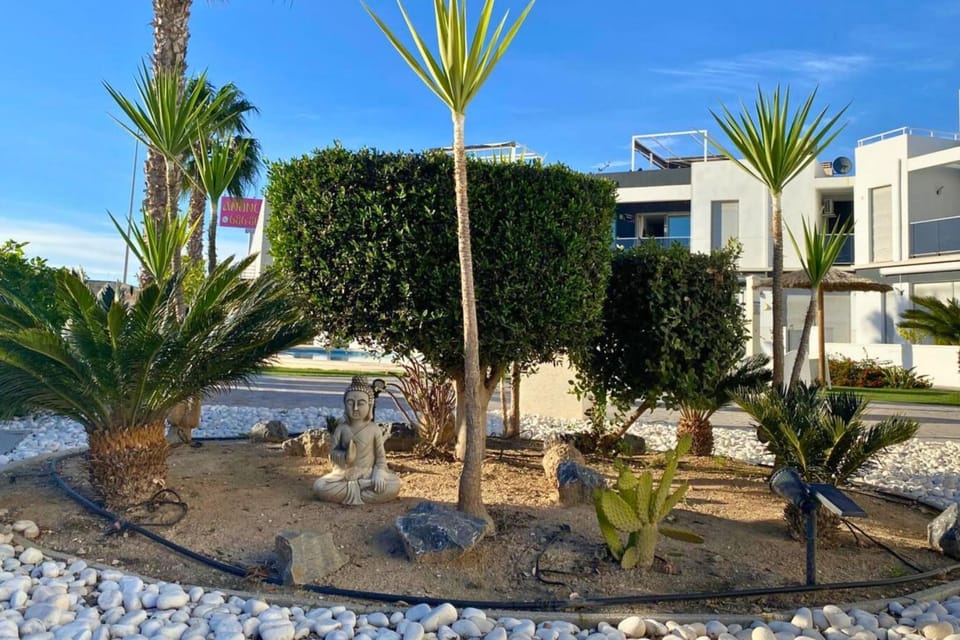 Property building, Garden, Garden view
