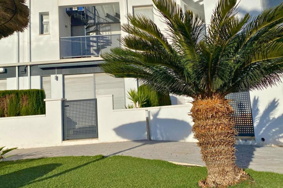 Property building, Garden, Garden view