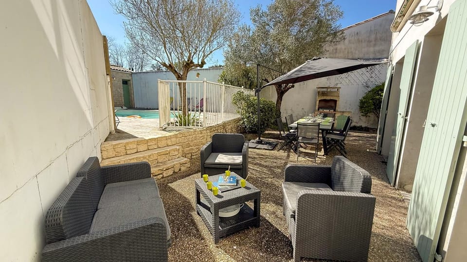 Patio, View (from property/room), Balcony/Terrace, Seating area