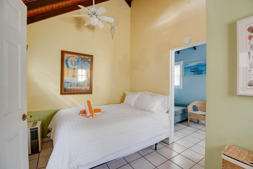 Claude Monet Suite Apartment in Key West