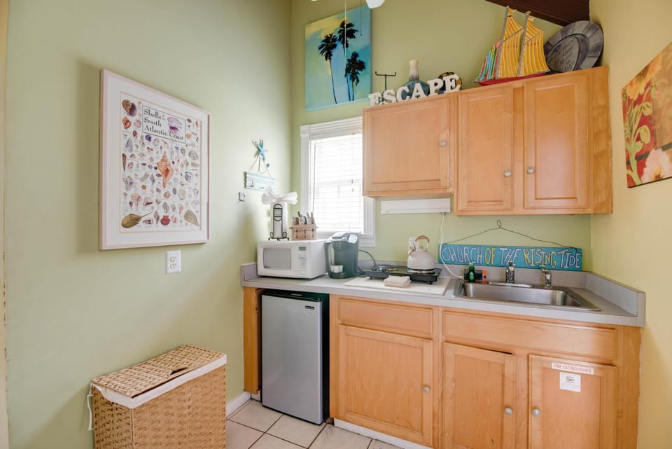 Claude Monet Suite Apartment in Key West
