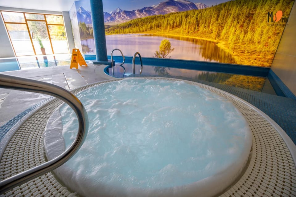 Hot Tub, Hot Tub, Pool view