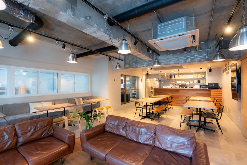 Communal lounge/ TV room