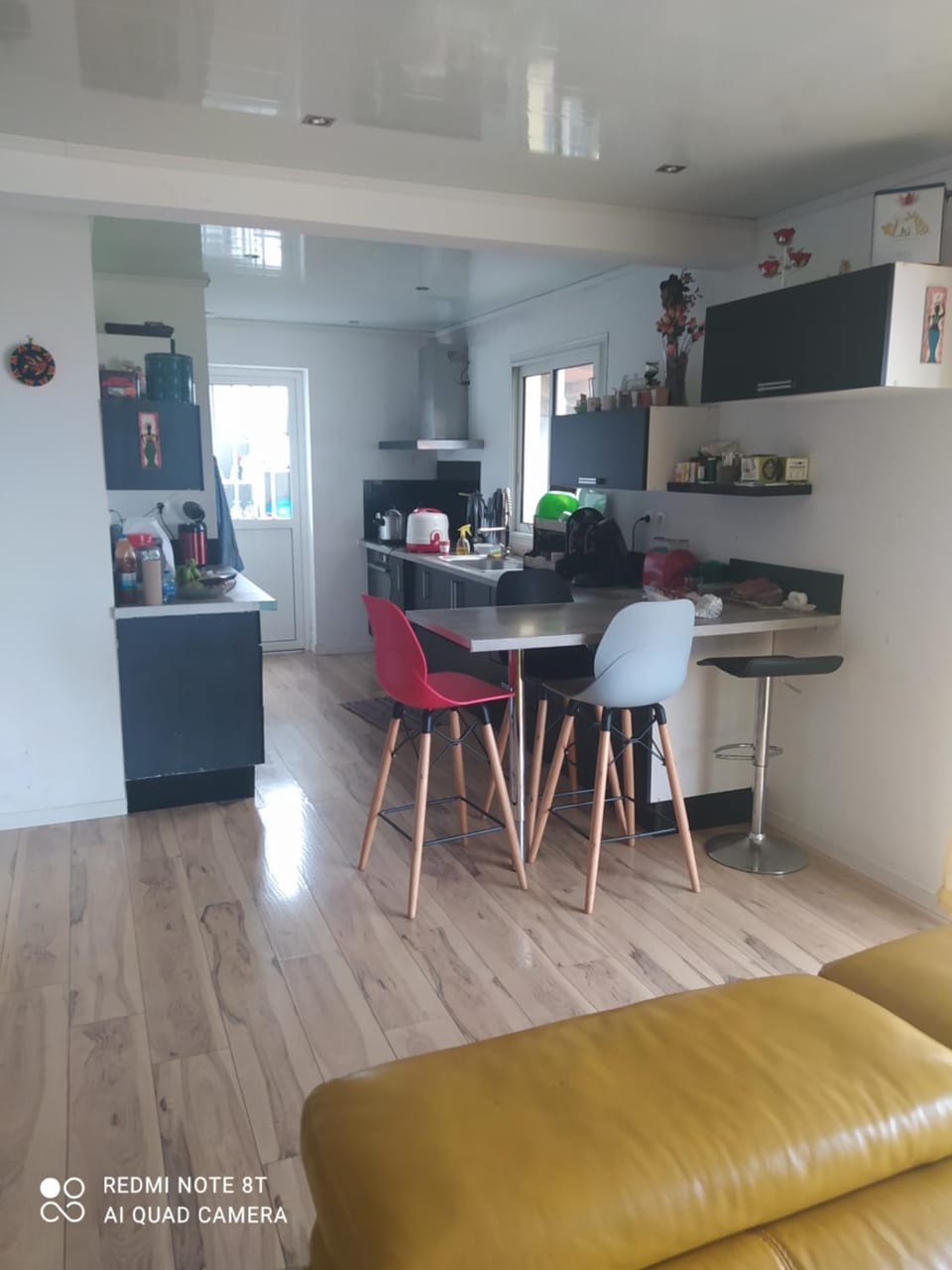 Kitchen or kitchenette, Communal kitchen