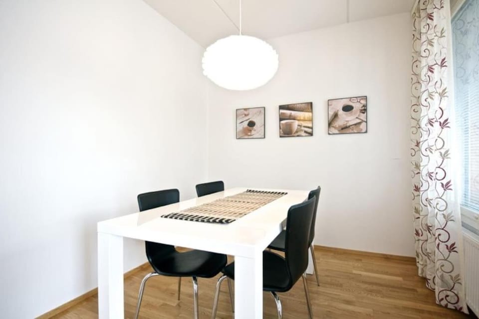 Downtown home with sauna - Kotimaailma Apartment in Turku