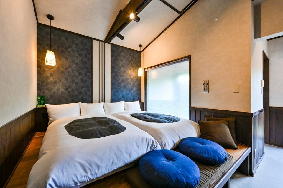 Bed, Photo of the whole room