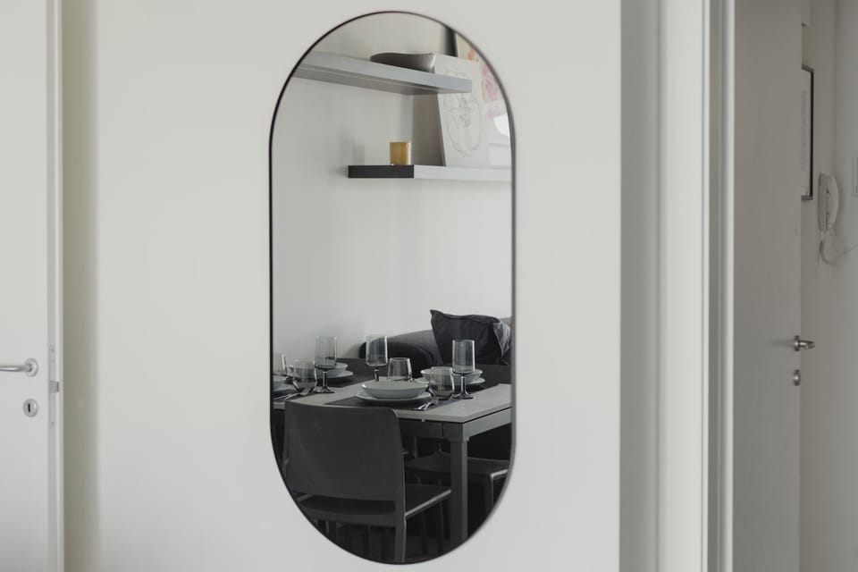 Decorative detail, Dining area