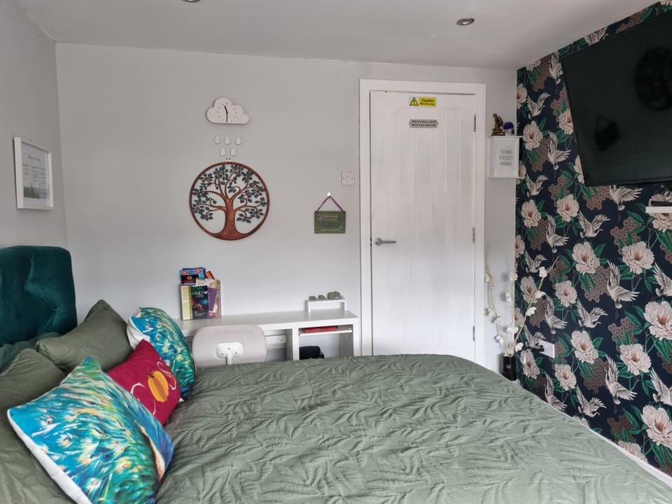 Studio Near Beach Garden Parking PetsOK Apartment in Sunderland