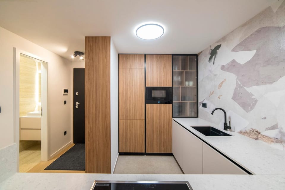 Kitchen or kitchenette, oven, stove