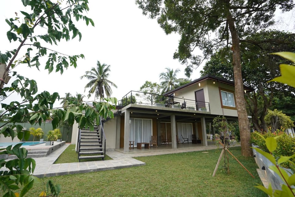 View (from property/room), Garden view, Pool view