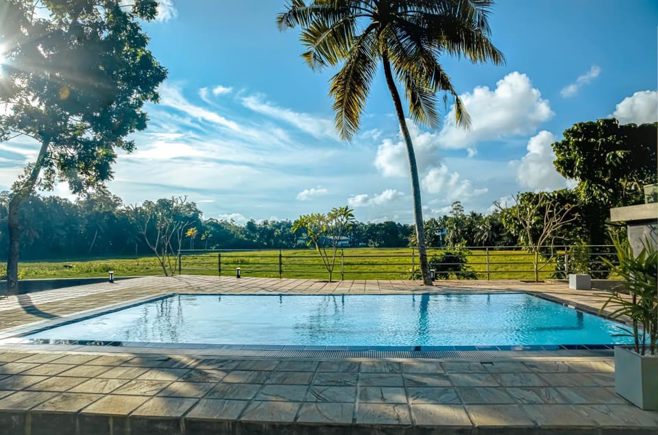 Pool view, Swimming pool