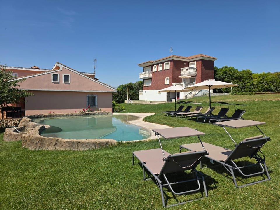 Property building, Spring, Day, Natural landscape, Summer, Garden, Spa and wellness centre/facilities, Garden view, Garden view, Pool view, Pool view, Swimming pool, group of guests, sunbed