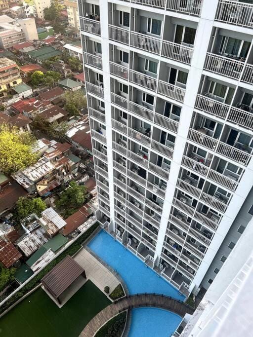 Casa Cintores Condo near PICC with FREE parking Apartment in Pasay