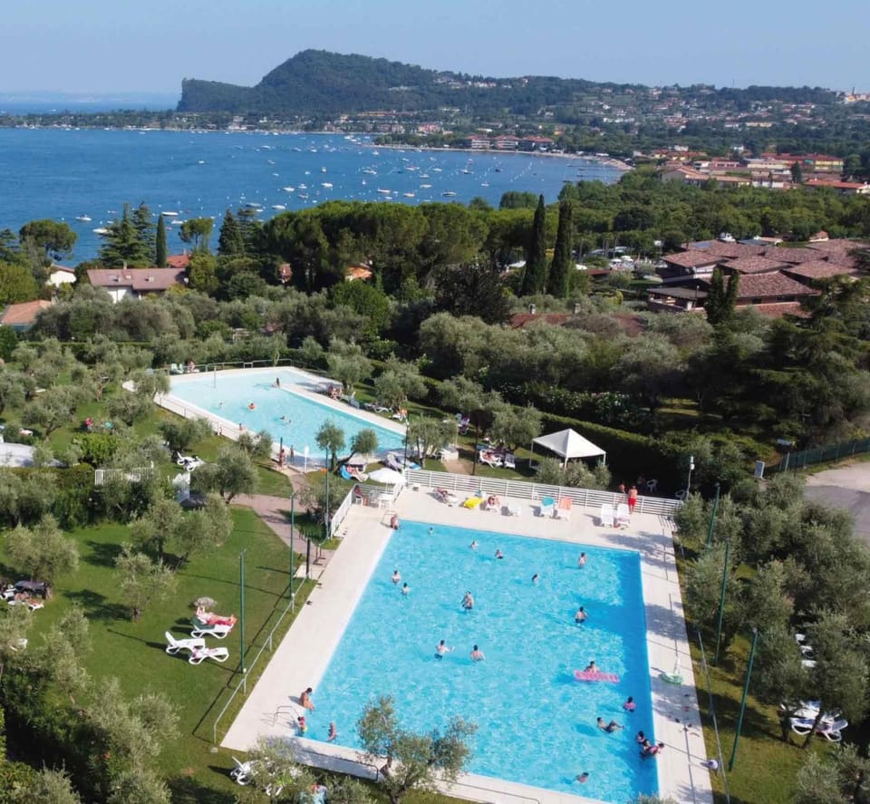 People, Bird's eye view, Pool view, Swimming pool, sunbed