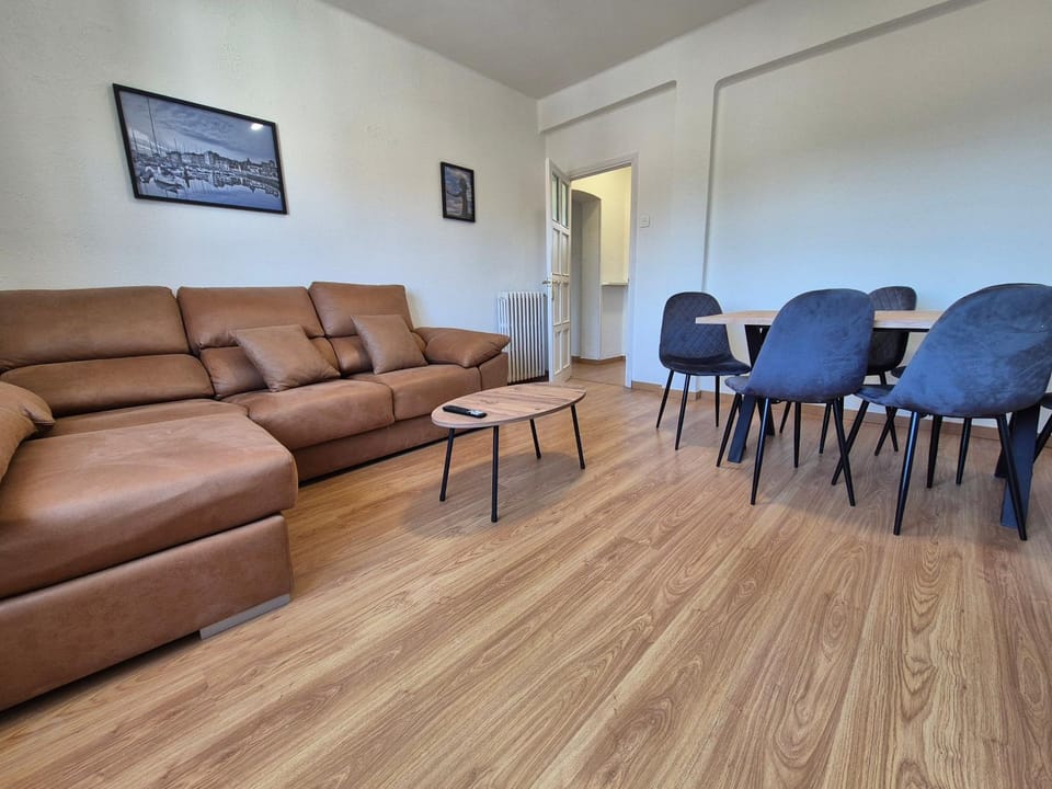 Apartamentos Mareval Apartment in Oviedo
