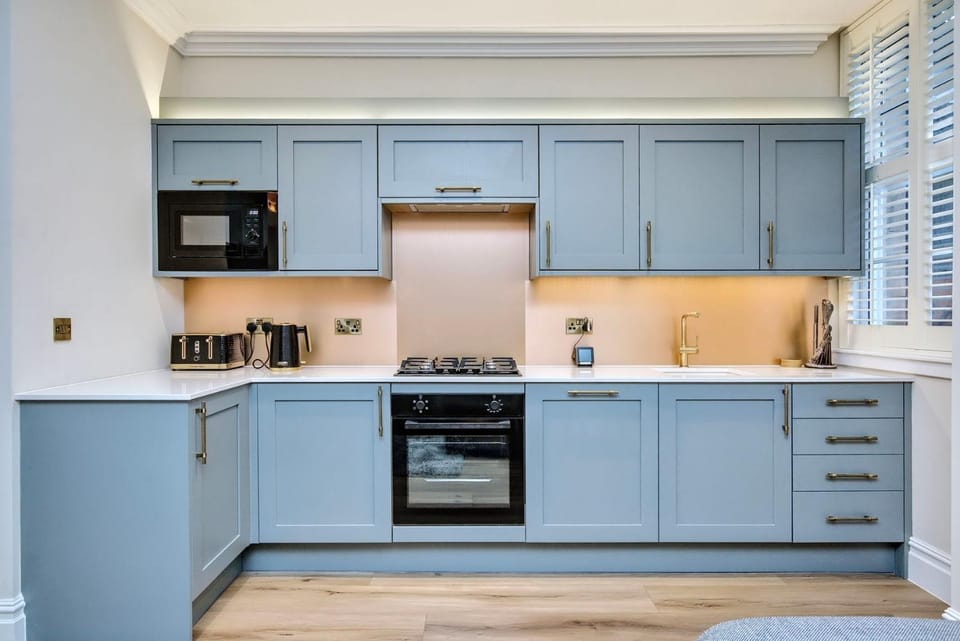 Spectacular 2 bed, 2 bath in Edinburgh City Centre Apartment in Edinburgh