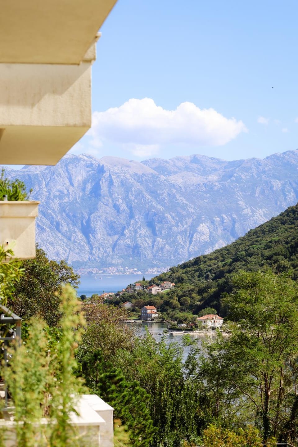 Day, Natural landscape, Mountain view, Sea view