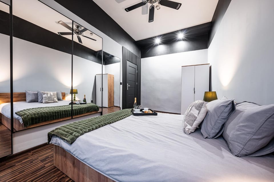 Decorative detail, Bedroom