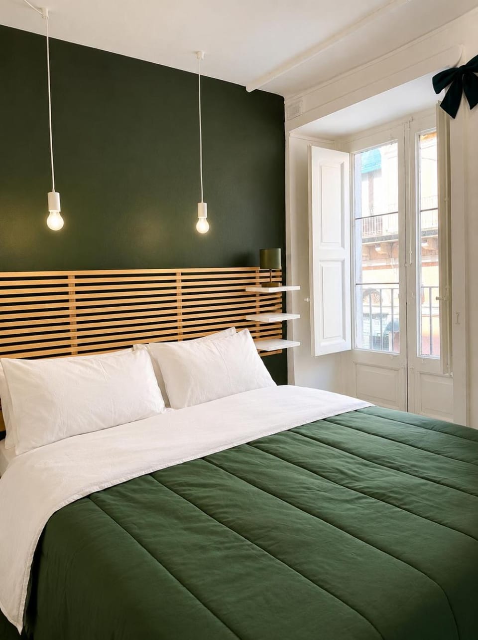 Bedroom, Inner courtyard view