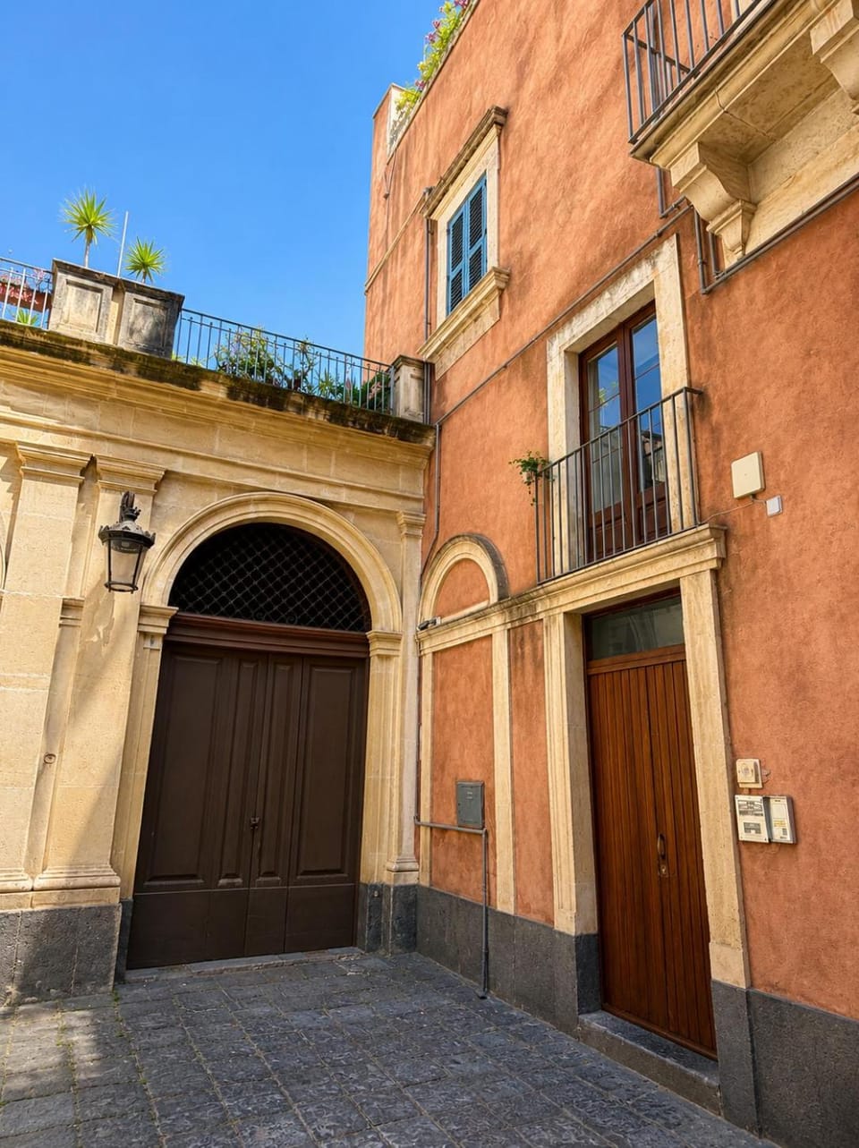 Inner courtyard view