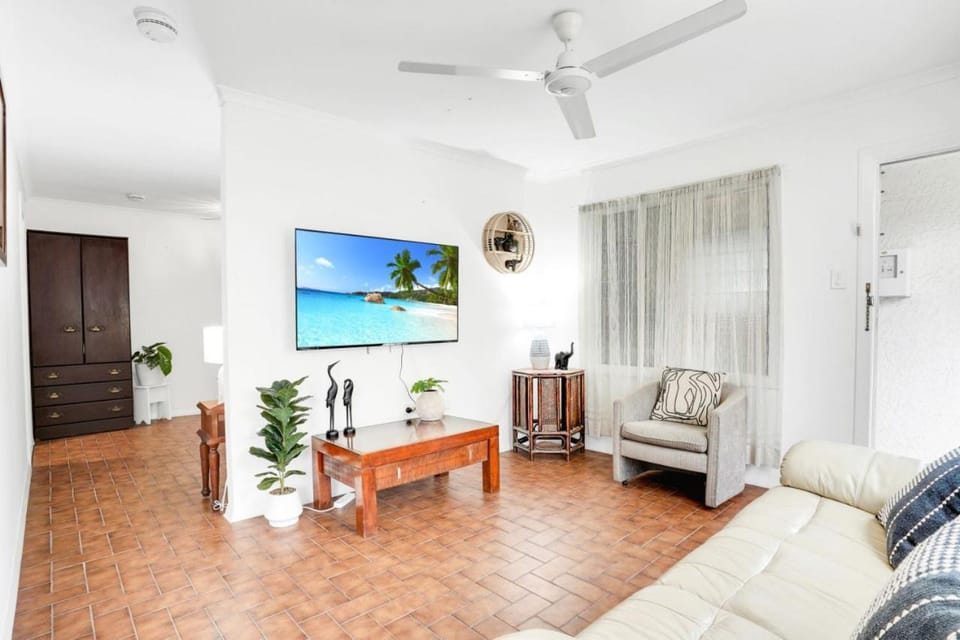 Grey Whale Anchor Inn U4 Apartment in Cairns