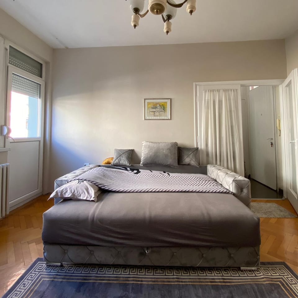 Living room, Bedroom