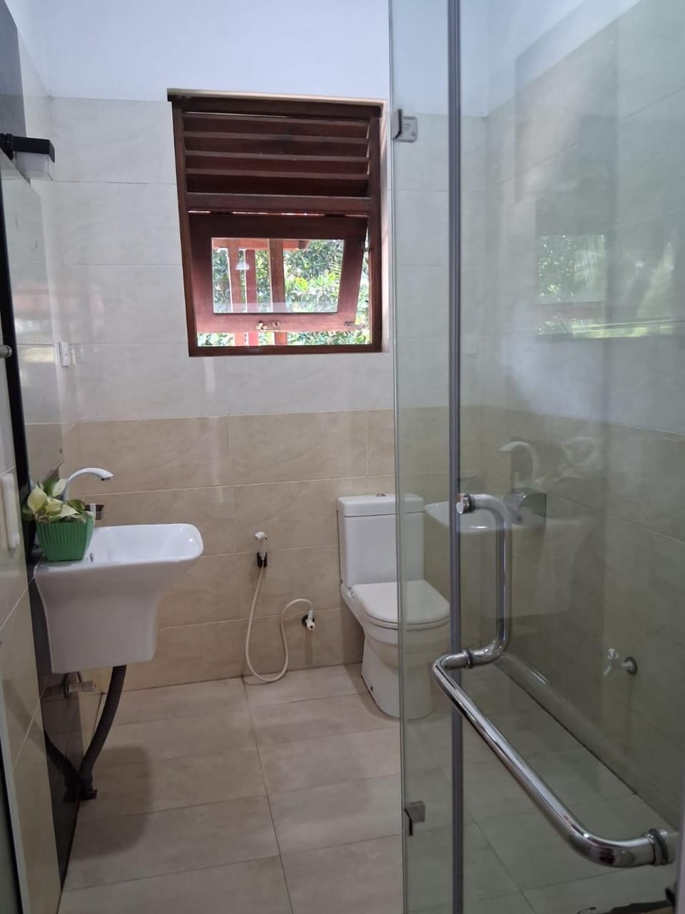 Suzukis lagoon front Bed and Breakfast in Negombo