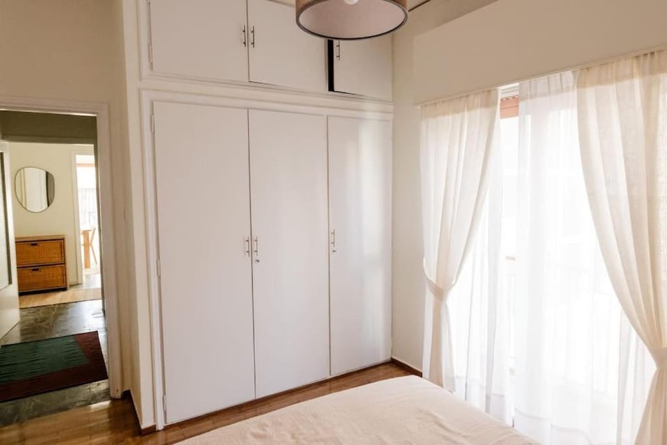 Bed, Bedroom, heating, internet, wardrobe, air conditioner