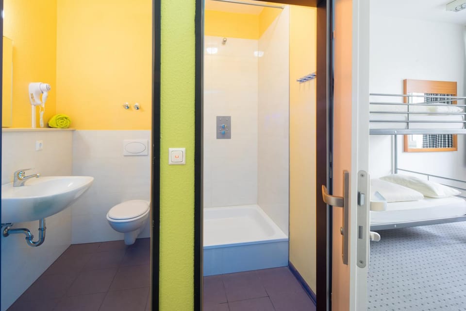 Toilet, Bathroom