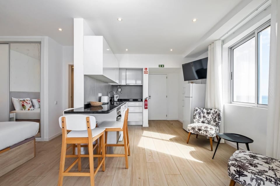 Step To The Sea 5, by Pausa Holiday Rentals Apartment in Funchal