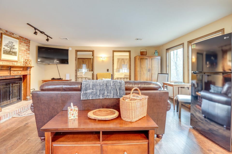 Finger Lakes Retreat: Cohocton Cabin on 25 Acres! Cabin in Finger Lakes