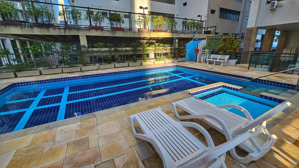 Property building, Pool view, Swimming pool, Swimming pool, sunbed