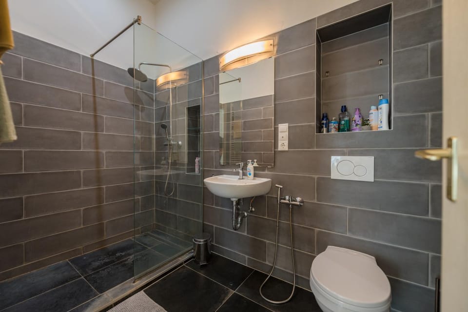 Shower, Toilet, Bathroom