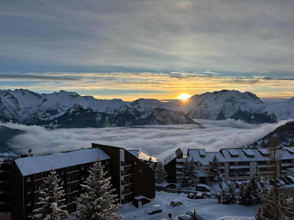 Près des pistes - Plein sud - Vue incroyable Apartment in Huez