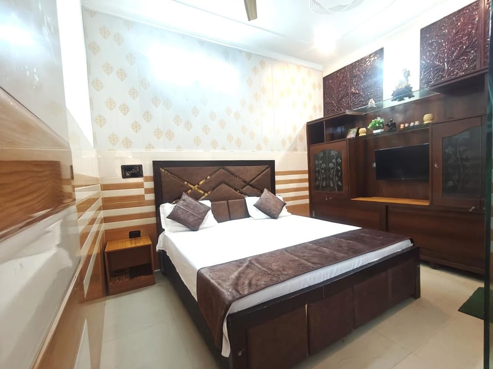 VATS VILLA "Feels like Home & Facilitates like Hotel" Vacation rental in Uttar Pradesh