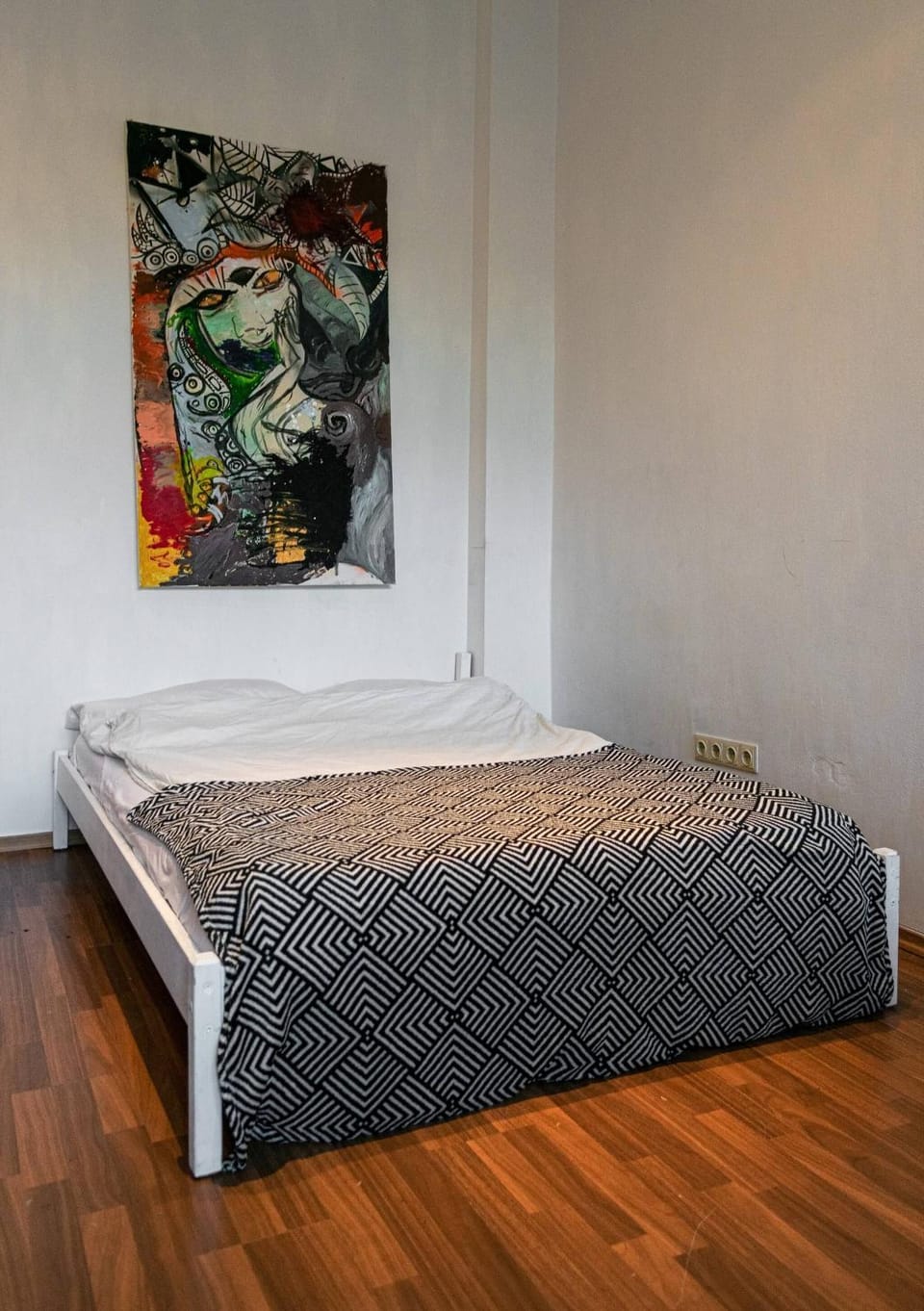 Bed, Decorative detail, Bedroom