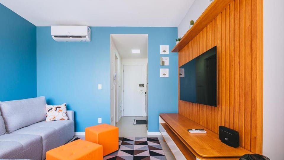 Communal lounge/ TV room, TV and multimedia, Living room