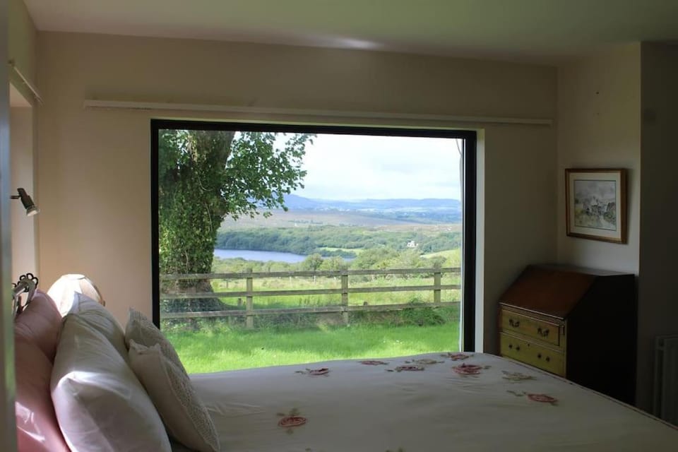 Private Thatched Cottage - with views House in County Donegal