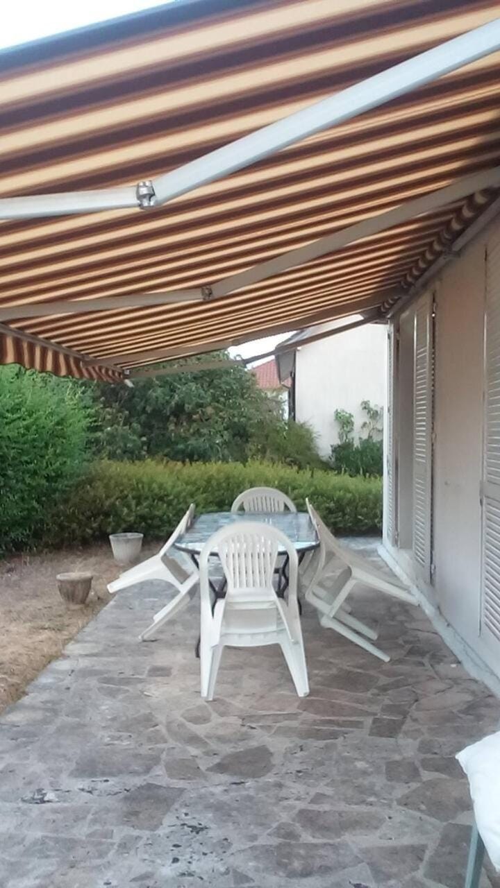 Séjour Maison De Compagne Dordives - 1h de Paris House in Centre-Val de Loire