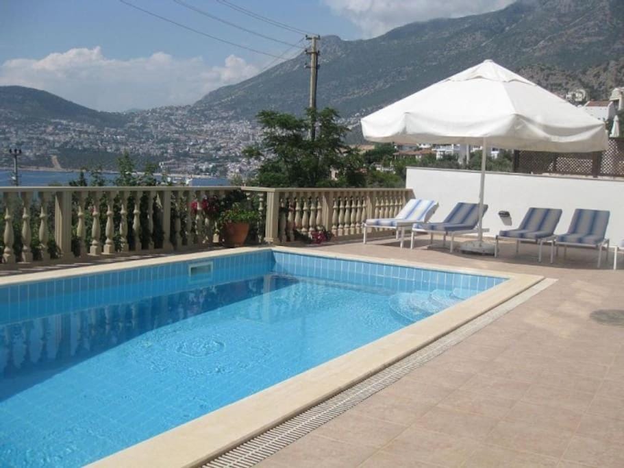 Mountain view, Pool view, Swimming pool, Swimming pool