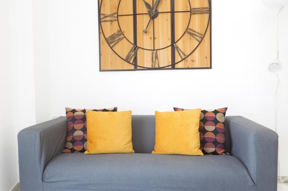 Living room, Decorative detail, Seating area