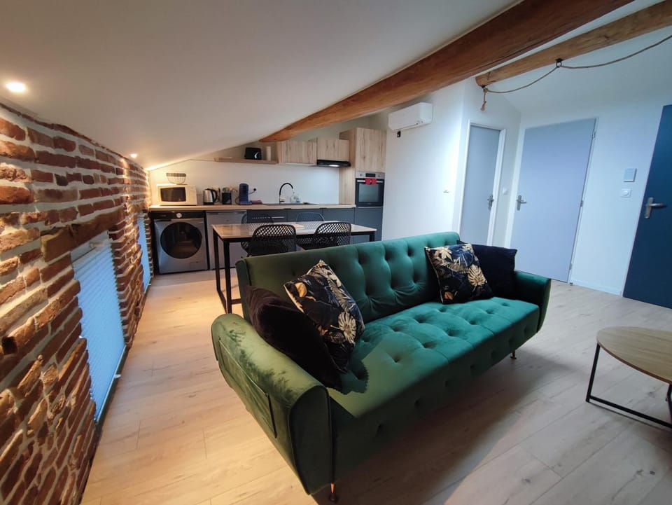 L'Escale Apartment hotel in Occitanie