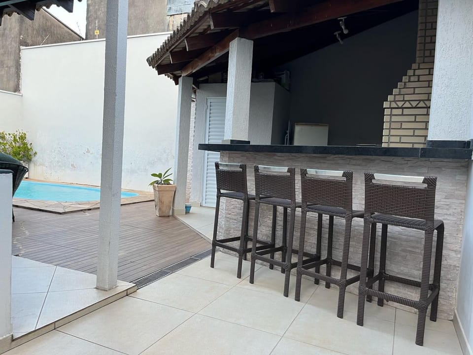 Day, Dining area, Pool view, Swimming pool