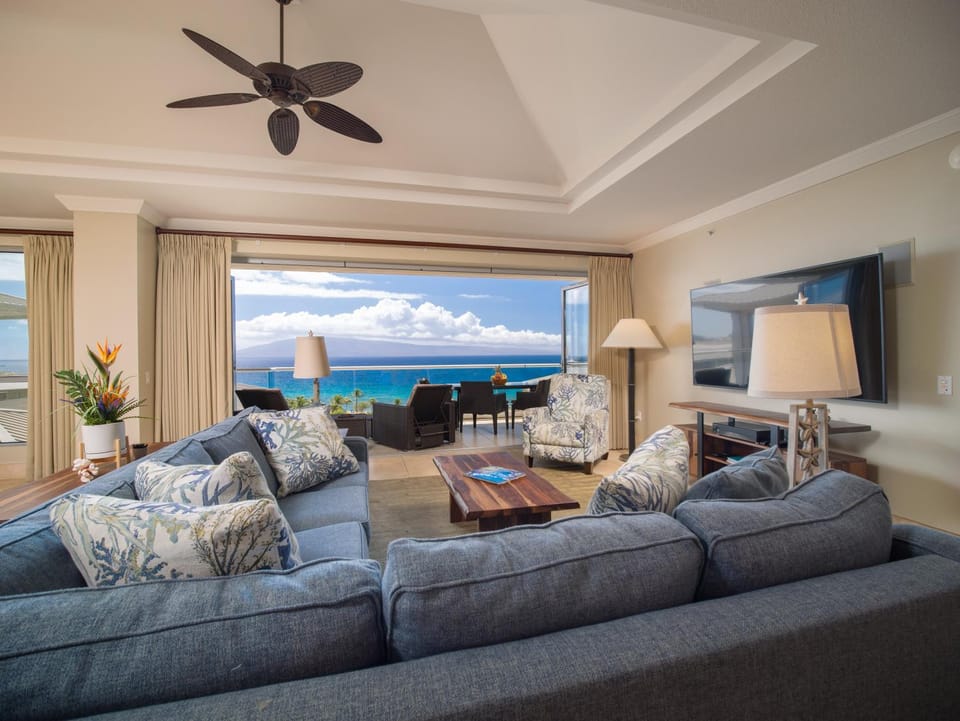Best Views at Honua Kai - Penthouse Suite with Private Lanai & Grill-Honua Kai Konea 1025 Resort in Kaanapali
